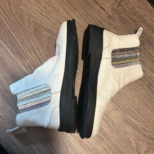 Free People White Boots - Bueno Brand